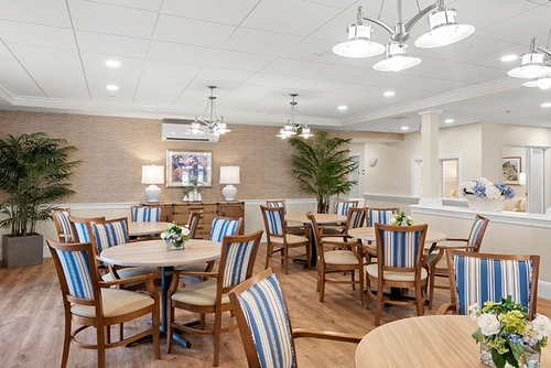 Duxbury House memory care household dining room