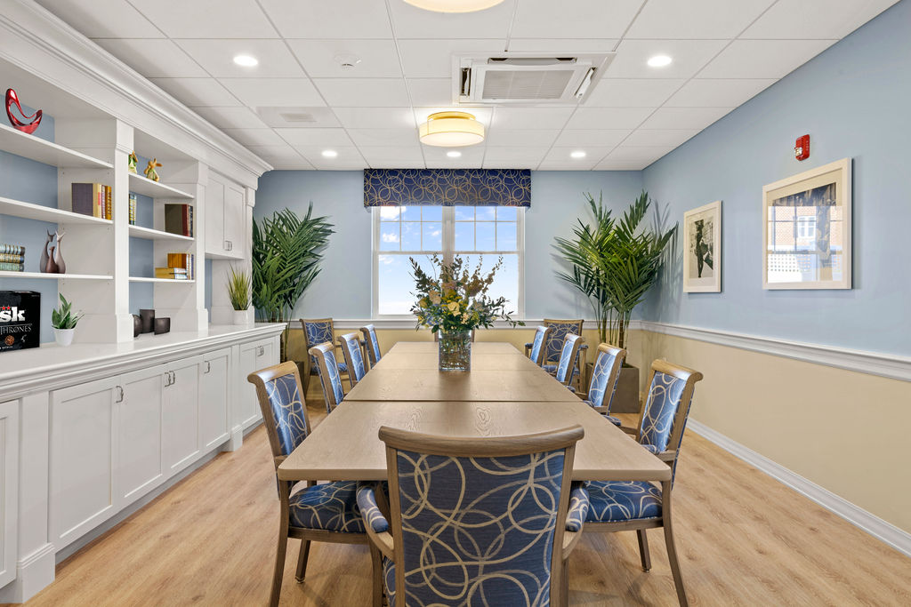 Memory care dining and activities room